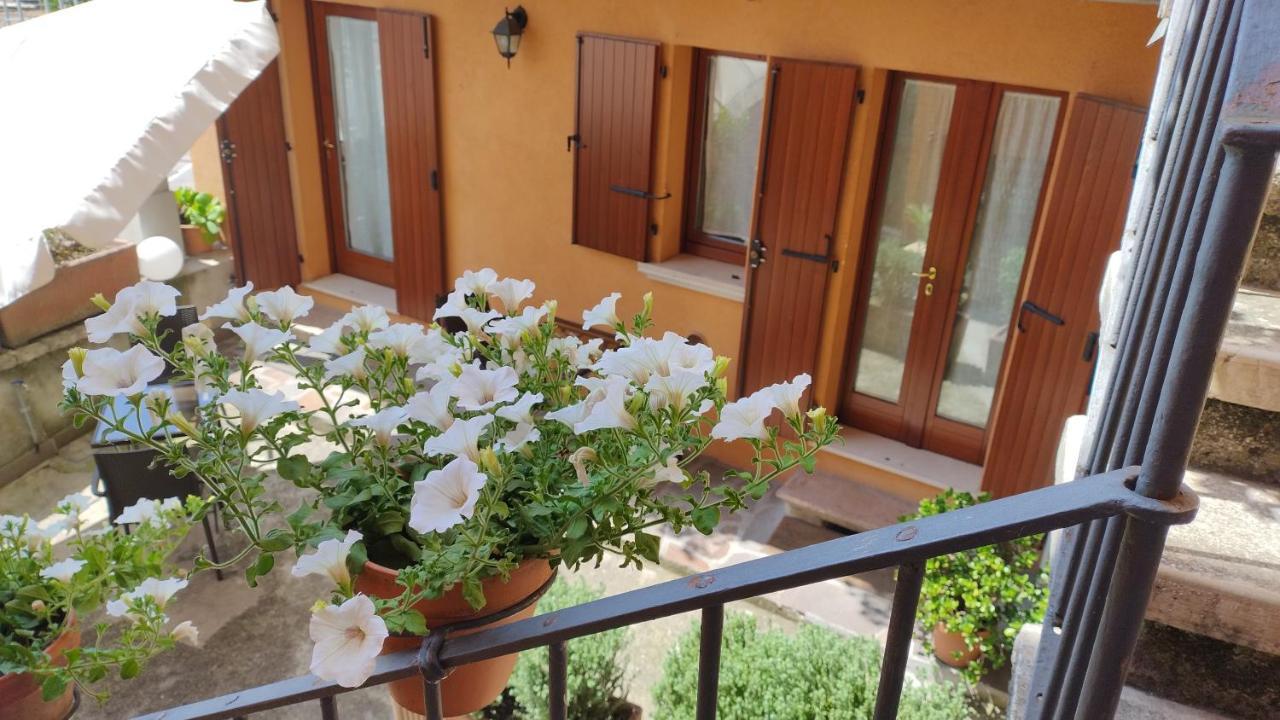 B&B Agora' Gardone Riviera Exterior foto
